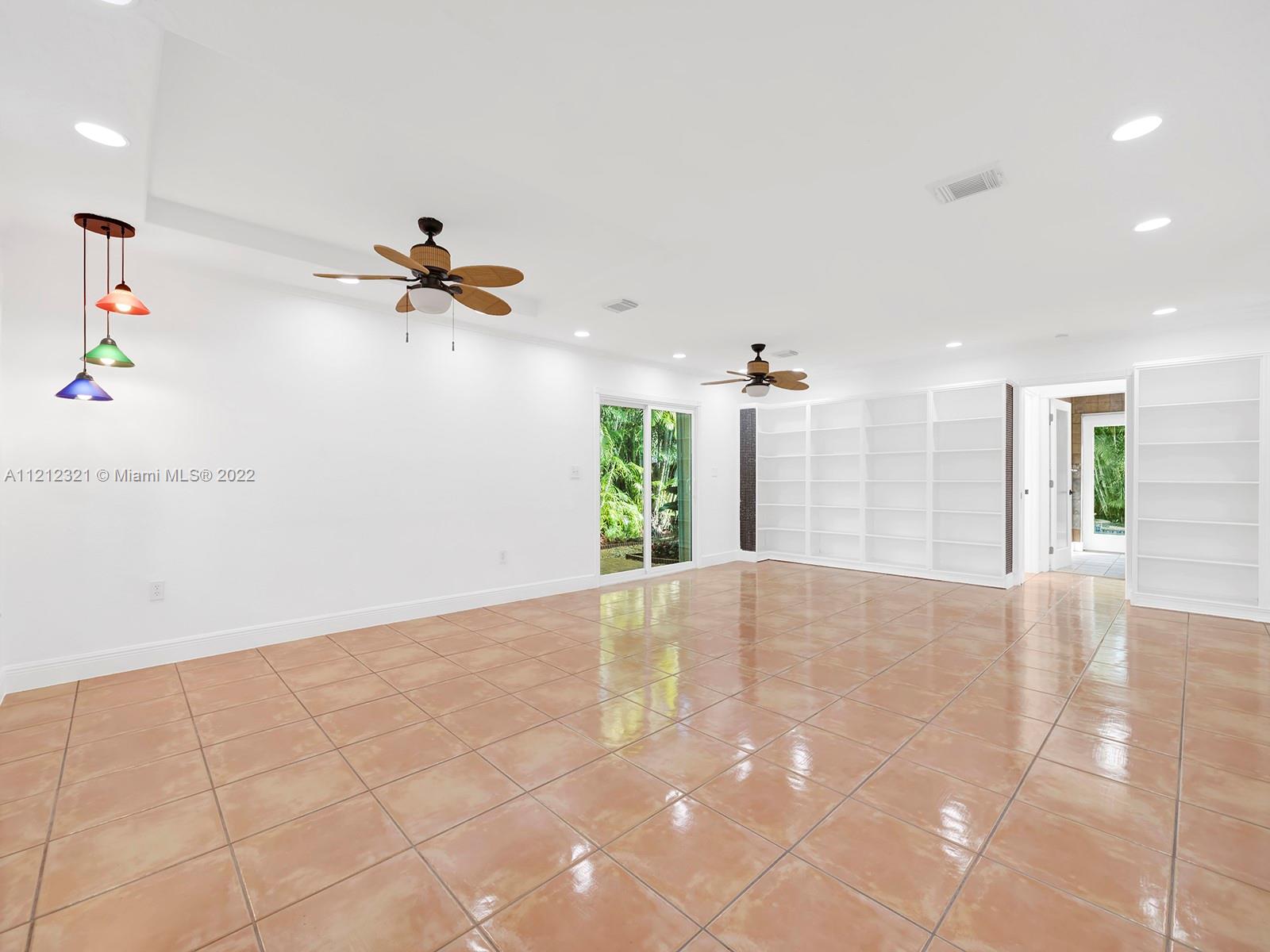 1541 Egret Road Homestead, FL 33035 - Photo 6 of 42 Gallery Image 6