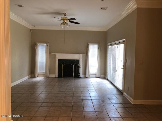 802 Canberra Road Lafayette, LA 70503 - Photo 8 of 17 IMG_4669