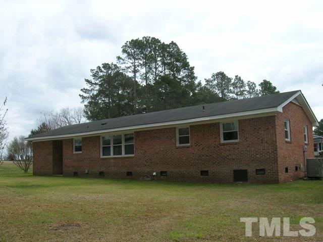 50 Biz Road Selma, NC 27576 - Photo 3 of 19 Gallery Image 3