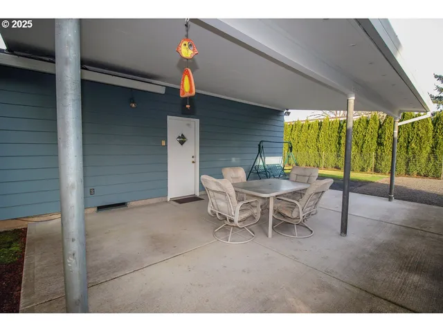 $759,000 | 32910 Southwest Bridges Road, Hillsboro, OR 97123