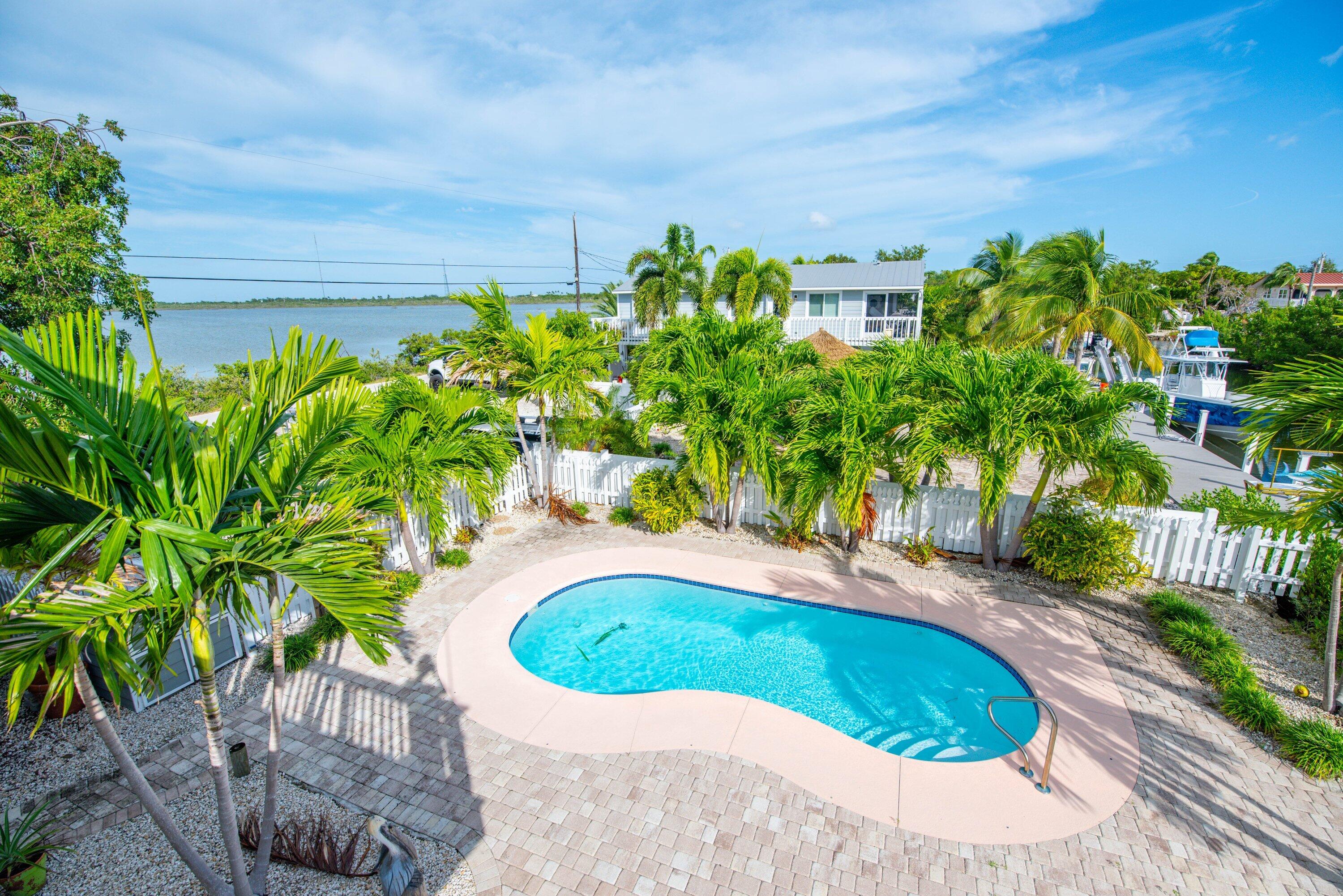 643 Indies Road Summerland Key, FL 33042 - Photo 39 of 50 a picture of plants