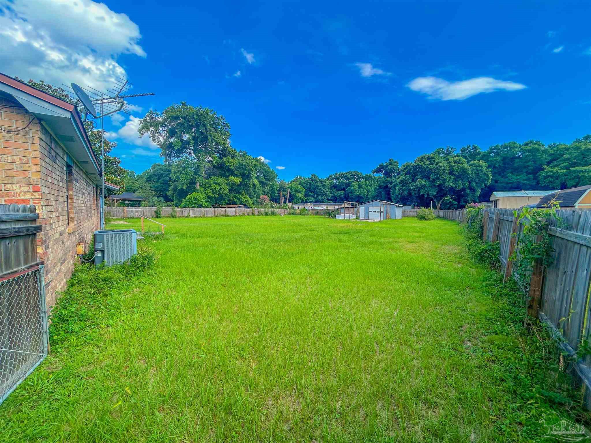 6533 Da Lisa Road Milton, FL 32583 - Photo 5 of 31