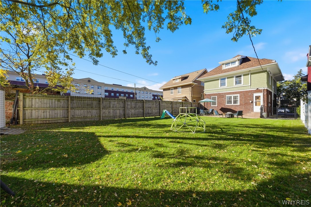 11 Admiral Road Buffalo, NY 14216 - Photo 3 of 49