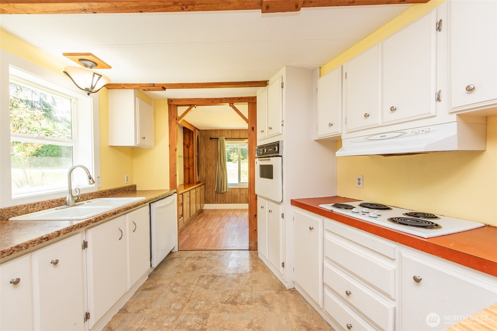 210 Gardiner Beach Road Sequim, WA 98382 - Photo 15 of 37