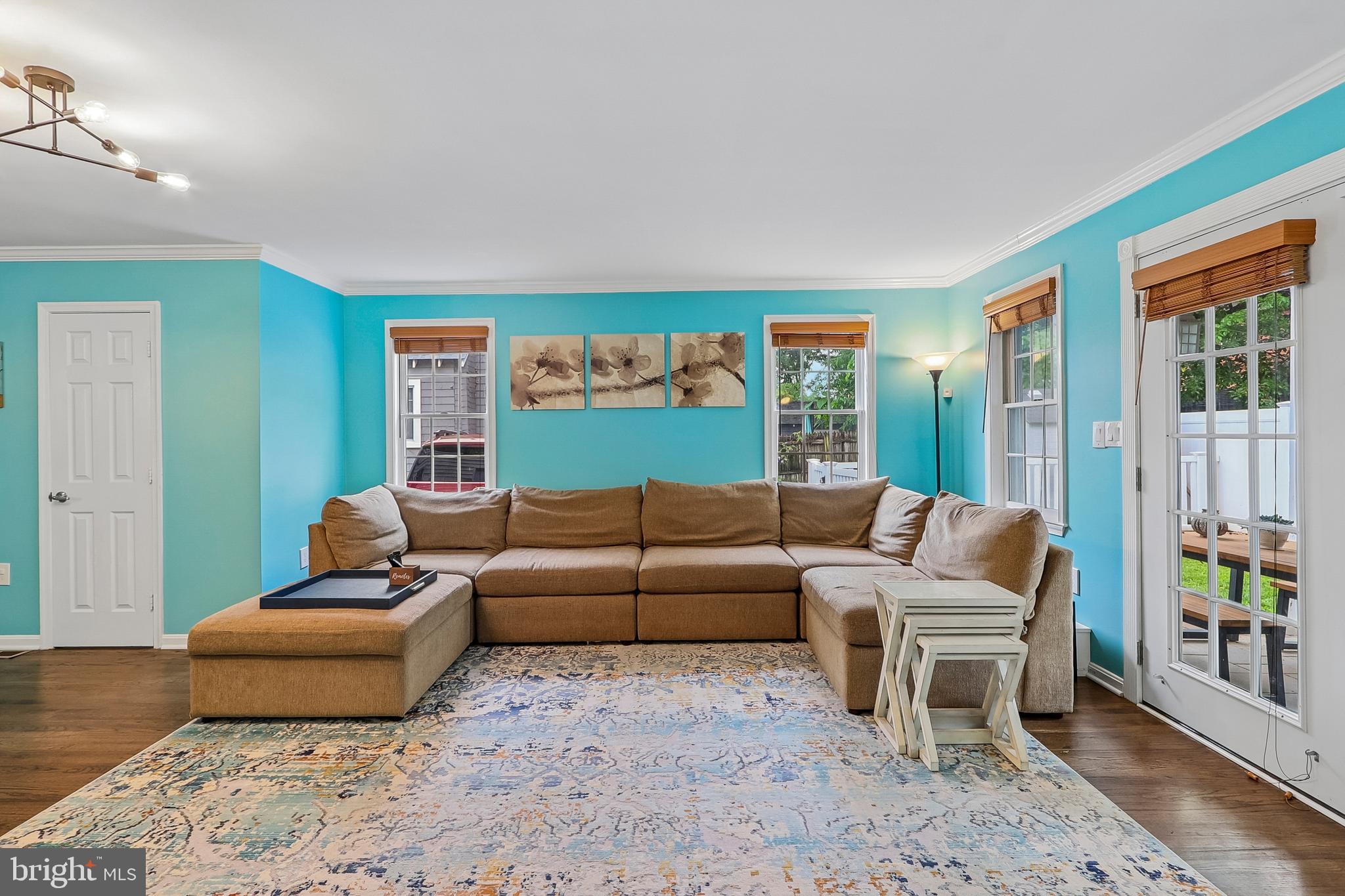 820 Philadelphia Avenue Silver Spring, MD 20910 - Photo 18 of 55 Family Room