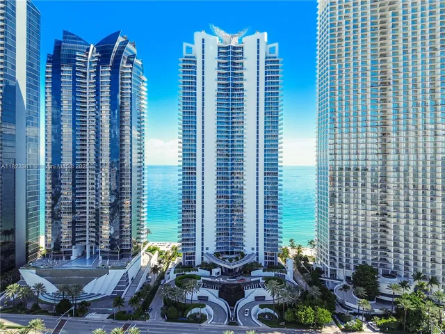$19,500 | 17001 Collins Avenue, Unit 2508, Sunny Isles Beach, FL 33160