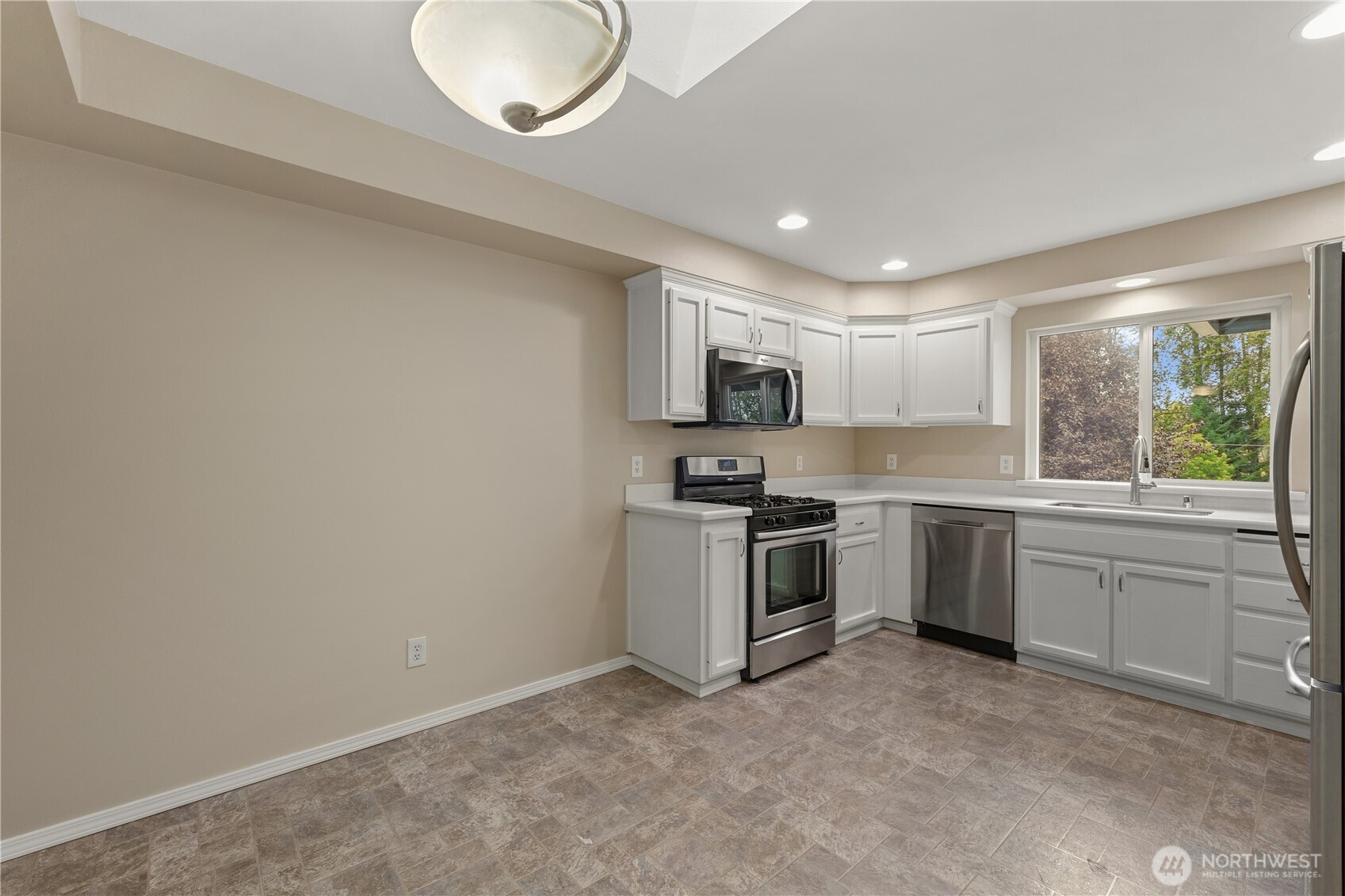 2210 Grade Road, Unit 2 Lake Stevens, WA 98258 - Photo 8 of 29 Gallery Image 8