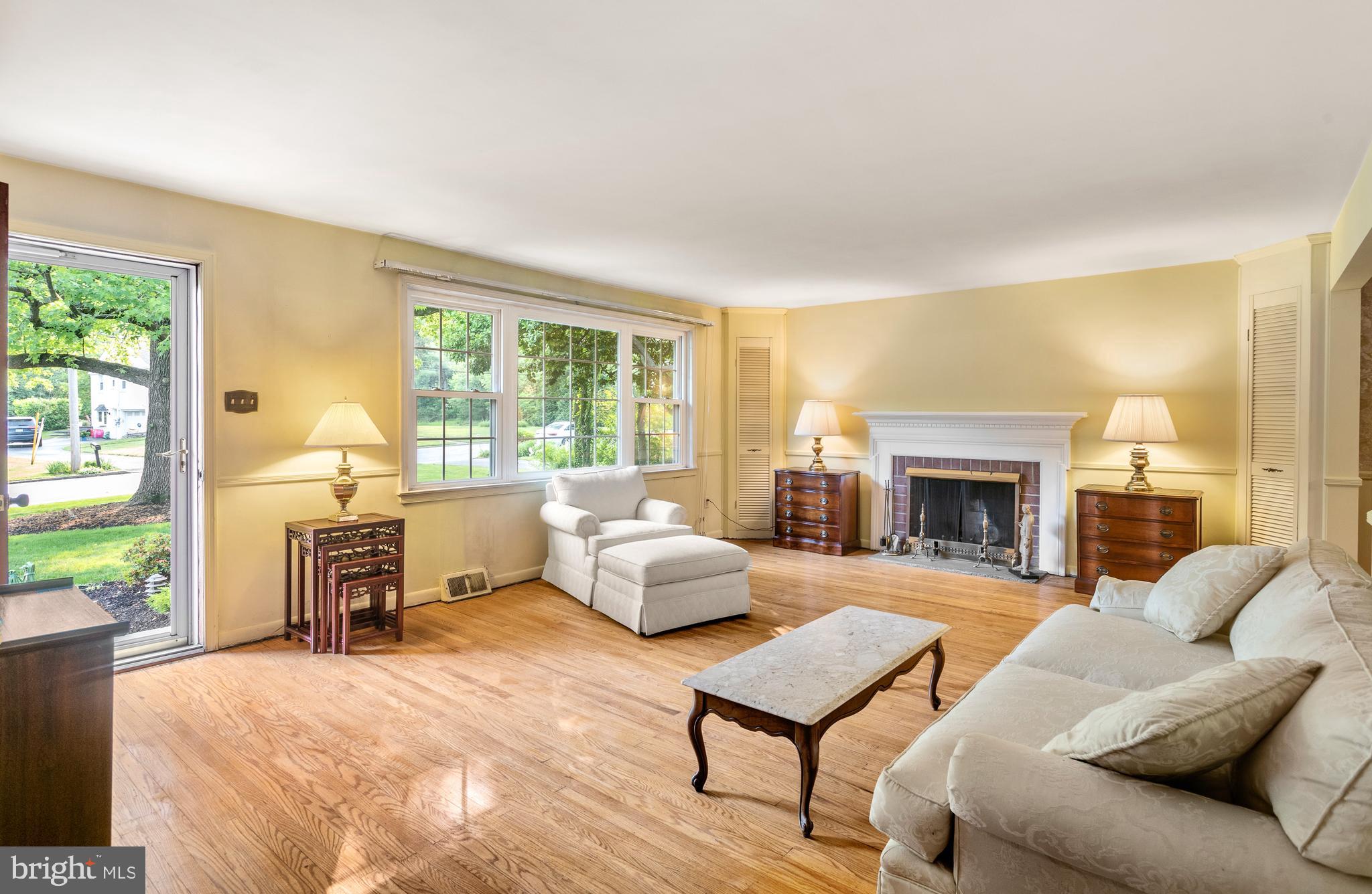 1435 Potter Lane Wayne, PA 19087 - Photo 4 of 28