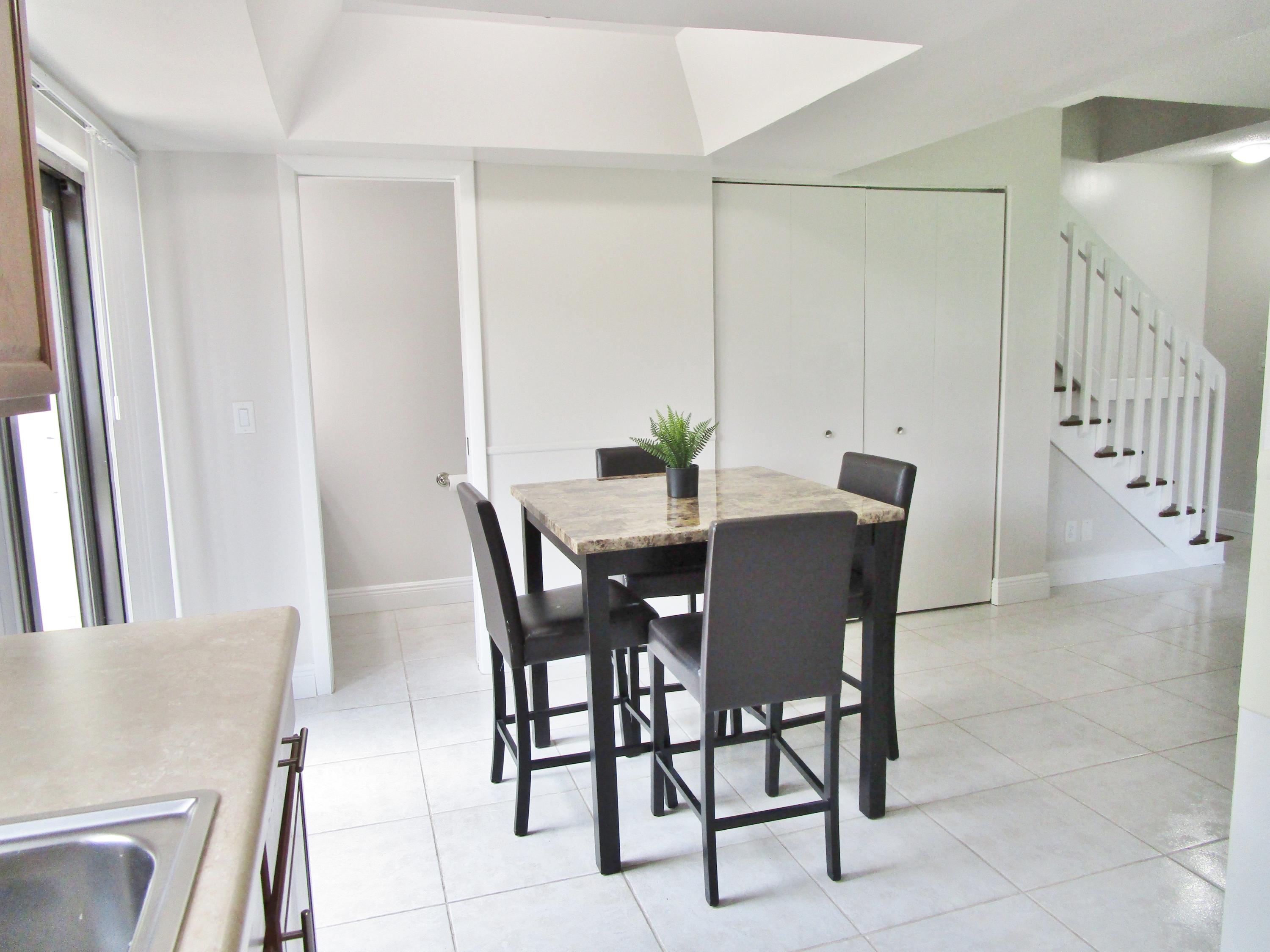 9255 Southwest 61st Way, Unit D Boca Raton, FL 33428 - Photo 32 of 47 Dining area