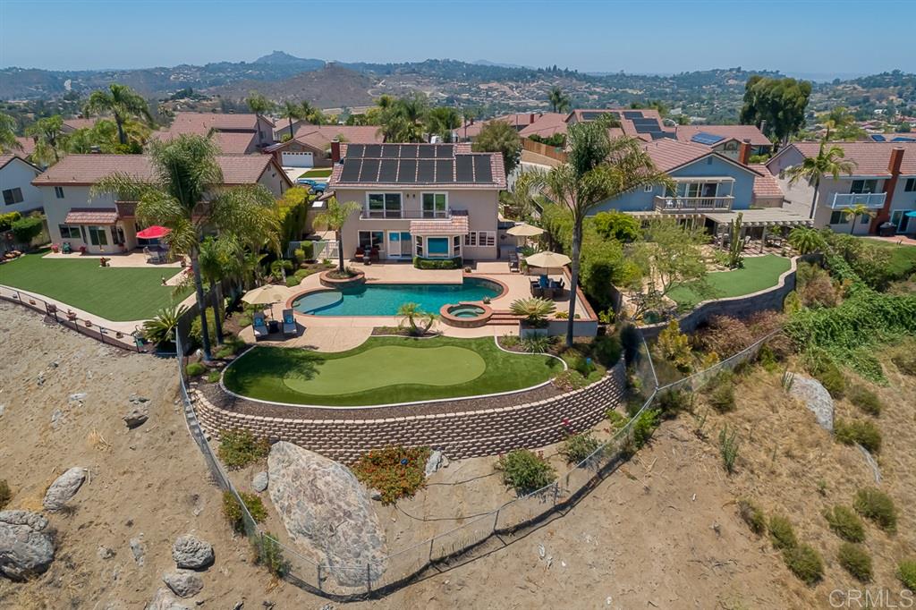 2472 Wind River Road El Cajon, CA 92019 - Photo 5 of 24 Gallery Image 5
