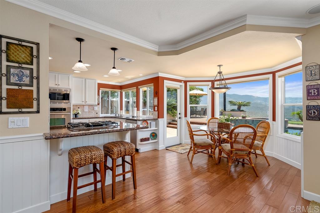 2472 Wind River Road El Cajon, CA 92019 - Photo 8 of 24 Gallery Image 8