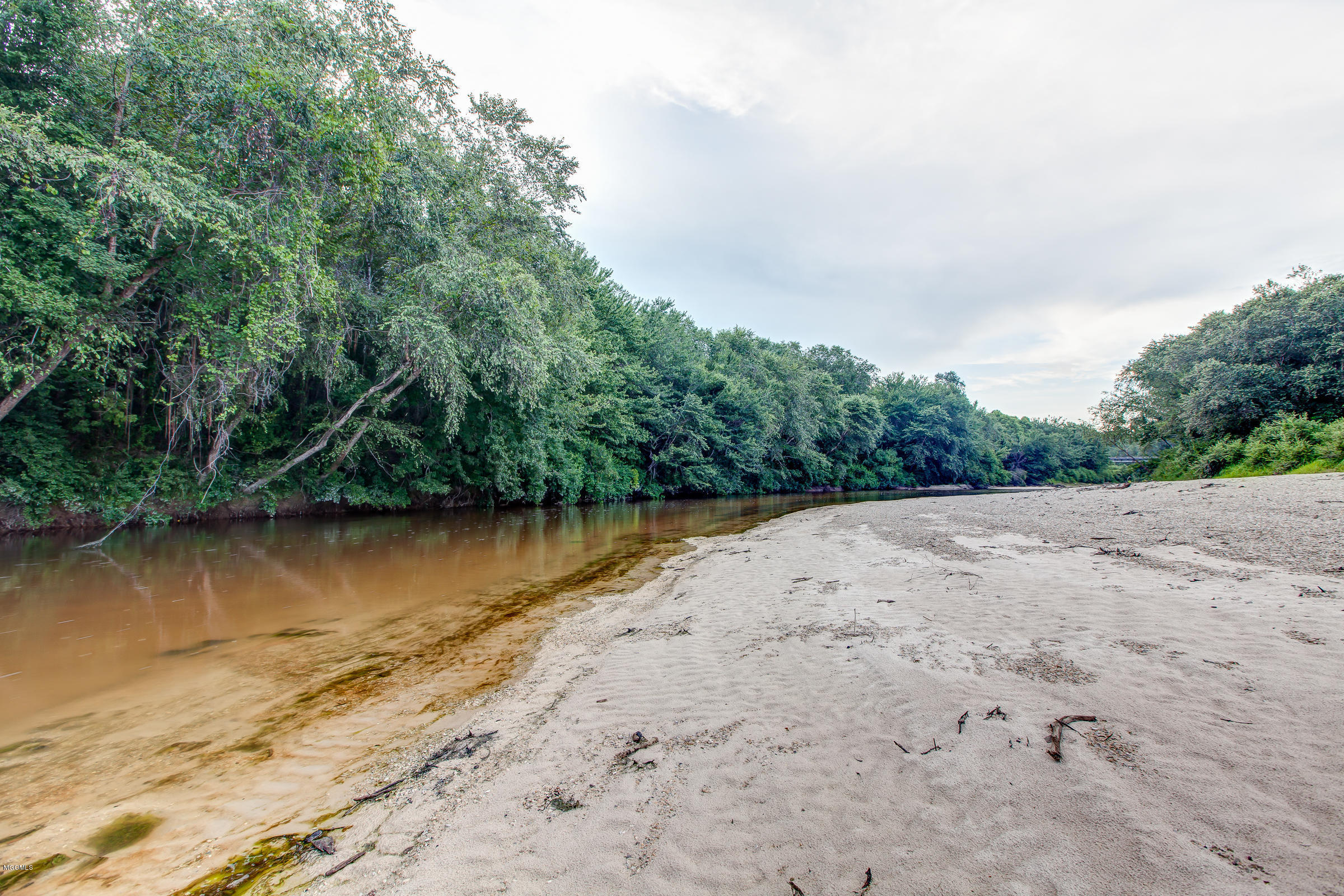 4 Wolf River Road Gulfport, MS 39503 - Photo 7 of 32 WolfRiver-7
