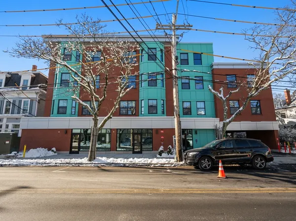 $795,000 | 1151 Walnut Street, Unit 203, Newton, MA 02461