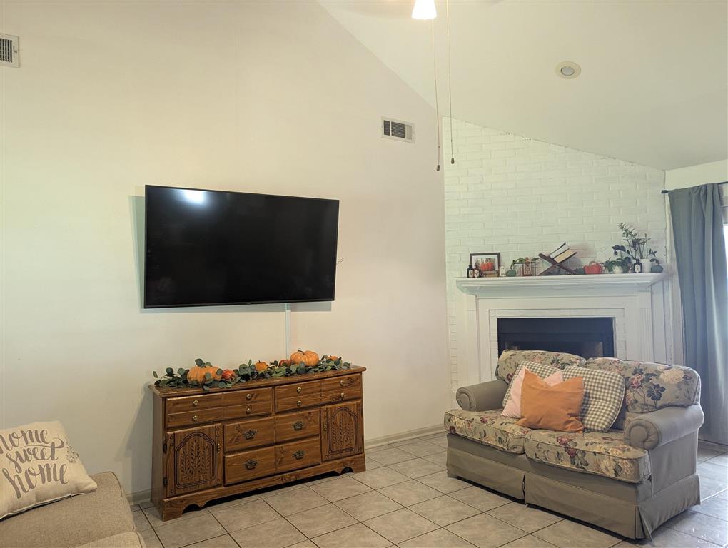 171 Jeff Thibodeaux Road Eunice, LA 70535 - Photo 4 of 14