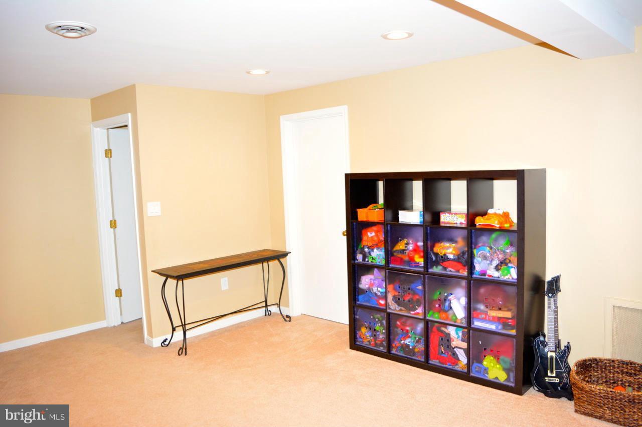 12363 Hunters Grove Road Manassas, VA 20112 - Photo 16 of 30 Basement