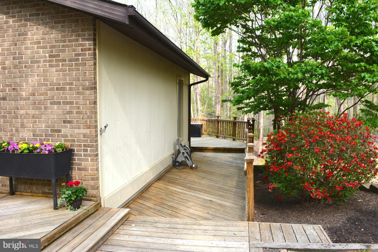 12363 Hunters Grove Road Manassas, VA 20112 - Photo 20 of 30 Exterior (General)