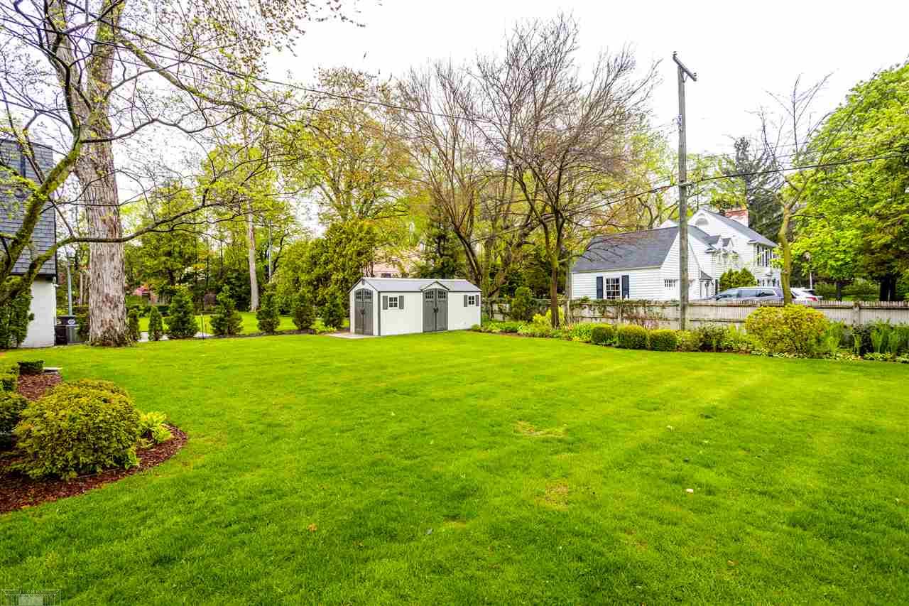 152 Cloverly Road Grosse Pointe Farms, MI 48236 - Photo 54 of 59
