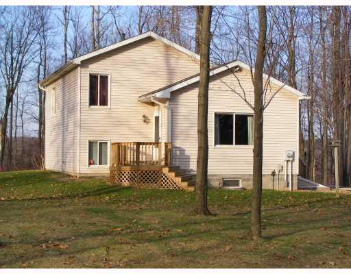 489 South Clearfield Road Cabot, PA 16023 - Photo 1 of 8 Exterior Front.