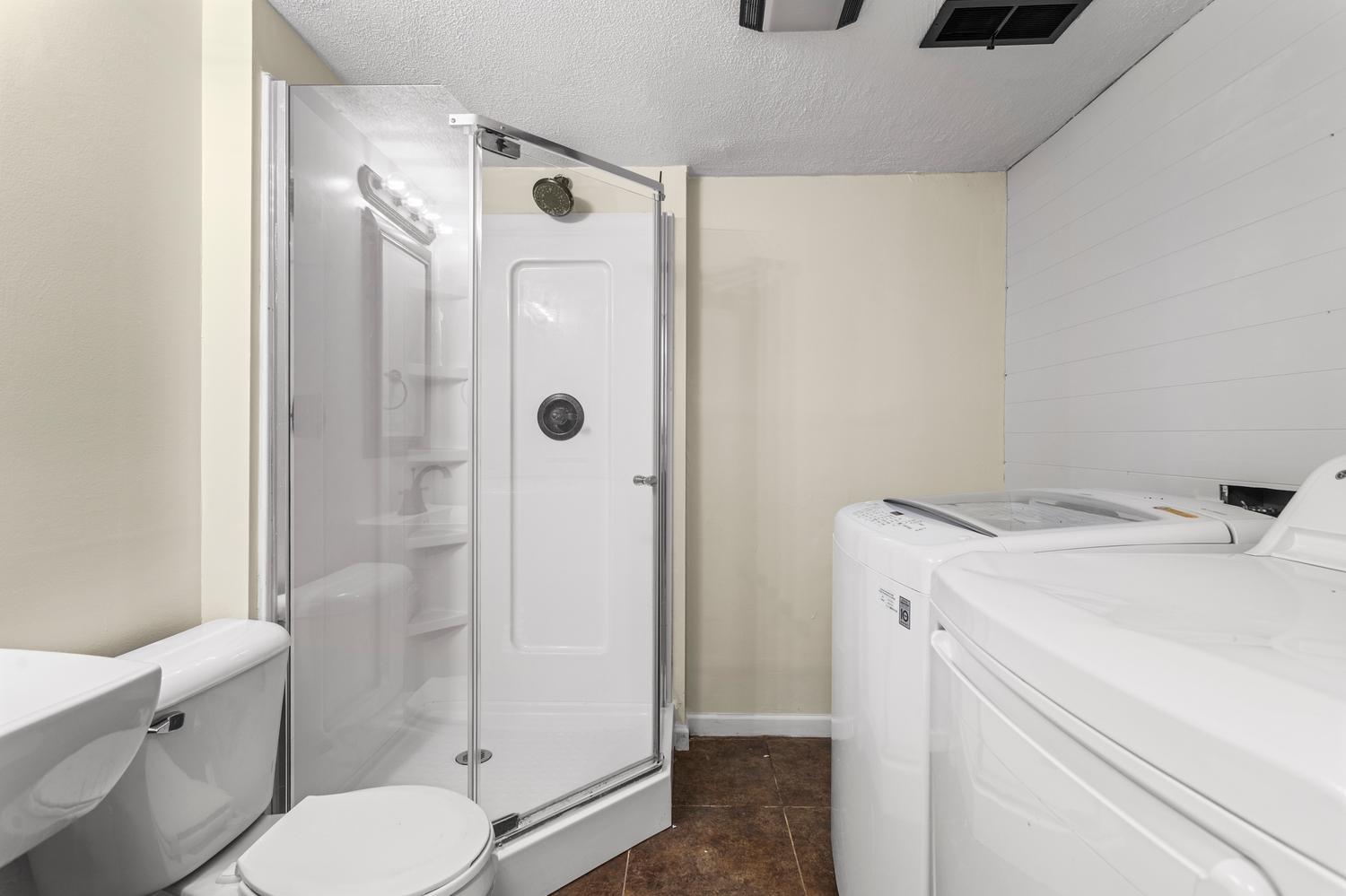 1900 Alder Lane Champaign, IL 61821 - Photo 20 of 26 Gallery Image 20