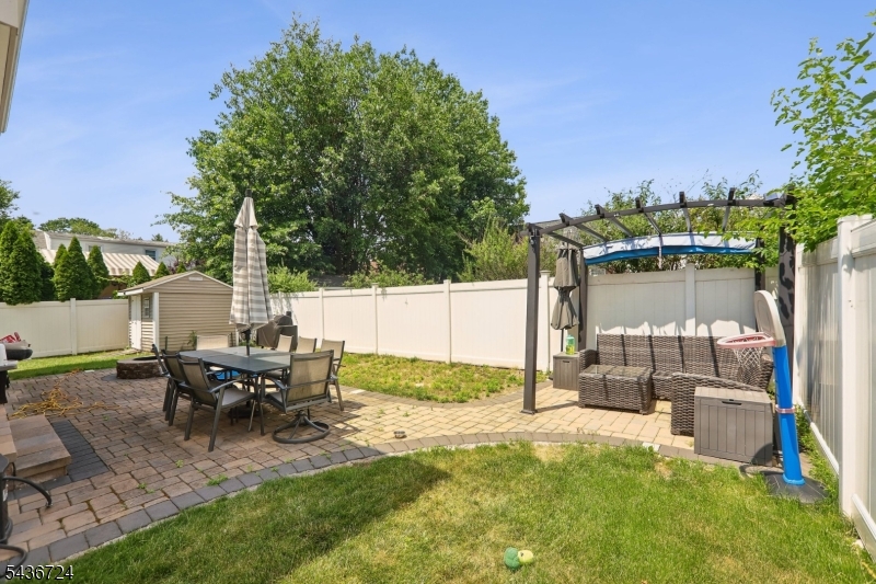 230 Birchwood Road Linden, NJ 07036 - Photo 22 of 27