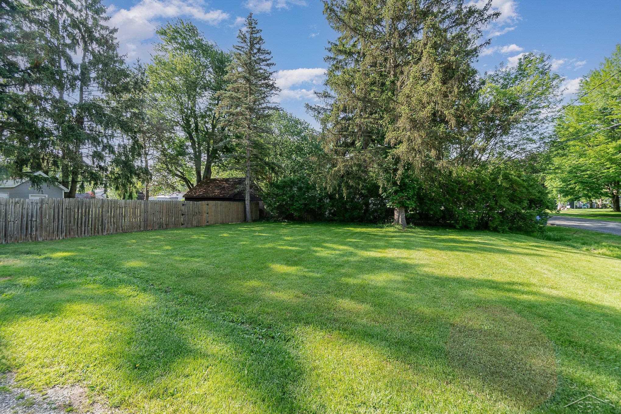 7950 Mielke Road Freeland, MI 48623 - Photo 20 of 20