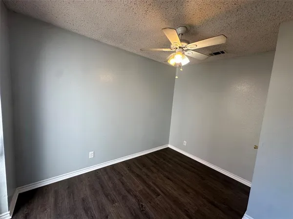 $1,550 | 900 South Tennessee Street, Unit 15, McKinney, TX 75069