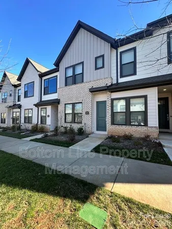 $2,995 | 5915 Ardrey Kell Road, Charlotte, NC 28105