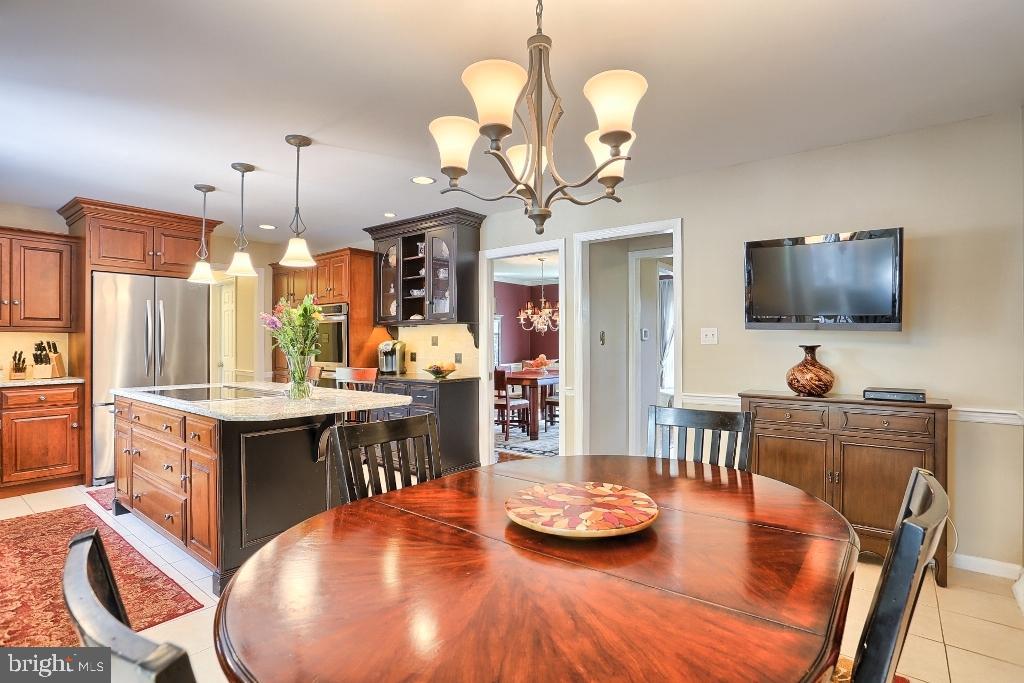 2349 Butter Road Lancaster, PA 17601 - Photo 8 of 41