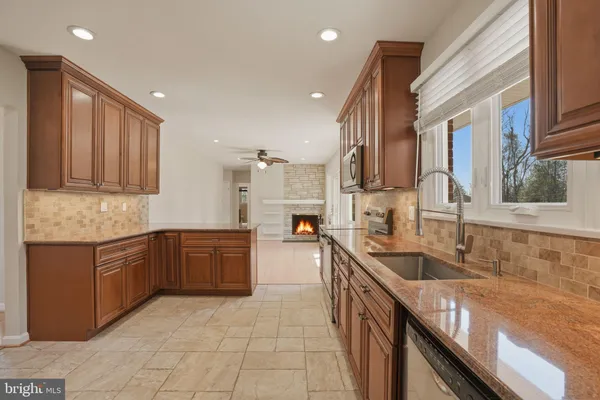 $899,900 | 1800 Gayfields Drive, Silver Spring, MD 20906