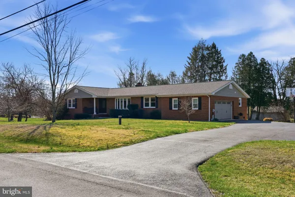 $899,900 | 1800 Gayfields Drive, Silver Spring, MD 20906