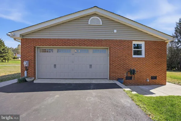 $899,900 | 1800 Gayfields Drive, Silver Spring, MD 20906