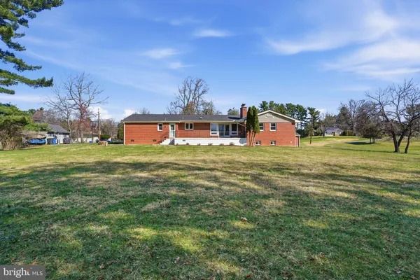 $899,900 | 1800 Gayfields Drive, Silver Spring, MD 20906