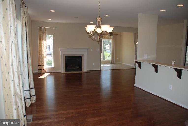 300 Appleby School Road Cambridge, MD 21613 - Photo 5 of 17 Family Room
