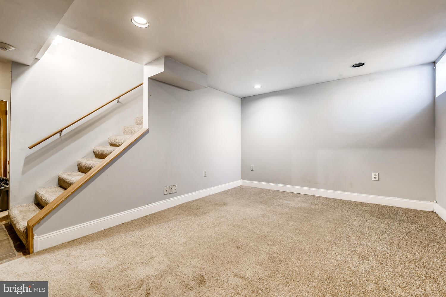 831 Middlesex Road Baltimore, MD 21221 - Photo 21 of 23
