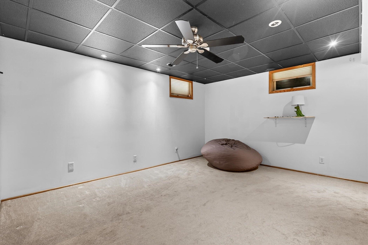 3427 Easy Street St. Joseph, MI 49085 - Photo 19 of 32