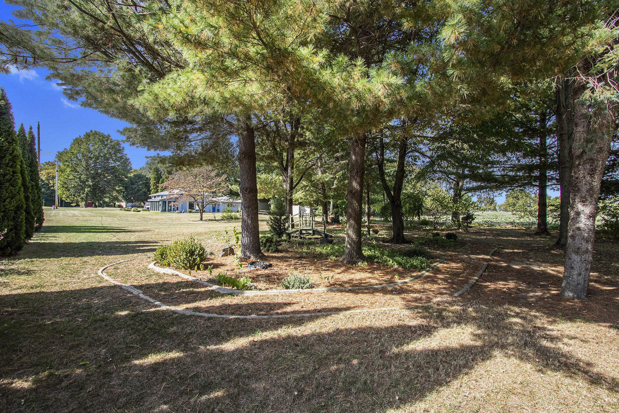 5869 River Road Sodus, MI 49126 - Photo 17 of 18 017_img_9318_601