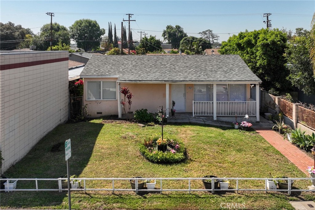 1312 West Commonwealth Avenue Fullerton, CA 92833 - Photo 37 of 39 a view of a house with backyard