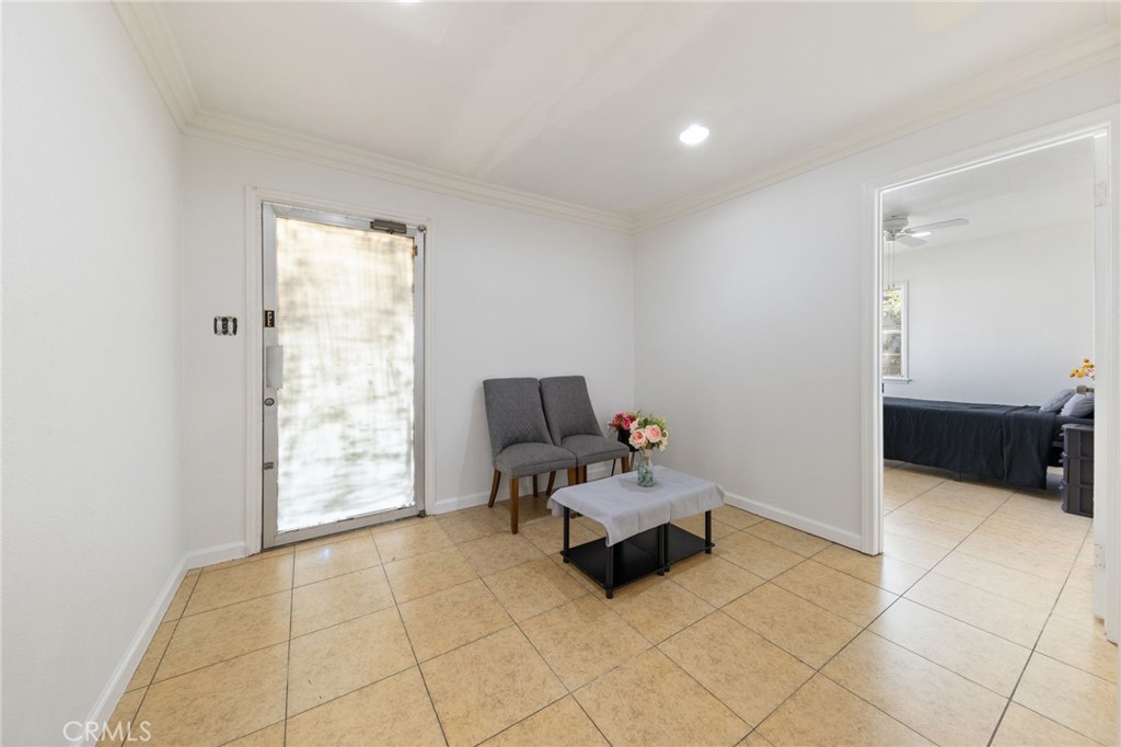 1312 West Commonwealth Avenue Fullerton, CA 92833 - Photo 7 of 39 a living room with furniture
