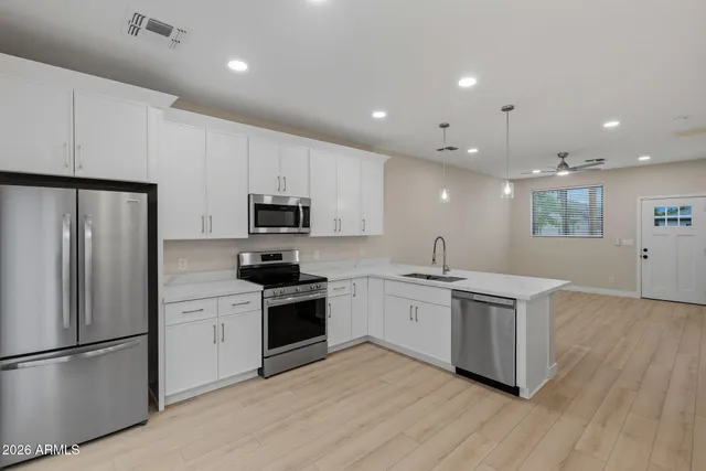 $1,895 | 1222 East Diamond Street, Unit 2, Phoenix, AZ 85006