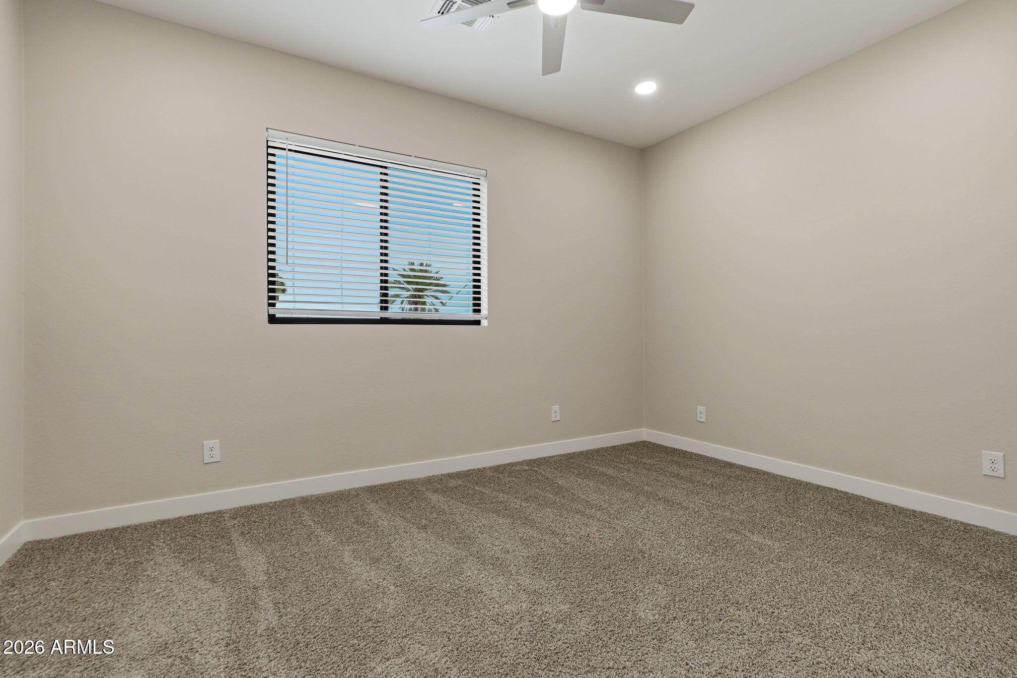 1222 East Diamond Street, Unit 2 Phoenix, AZ 85006 - Photo 35 of 35 an empty room with a window