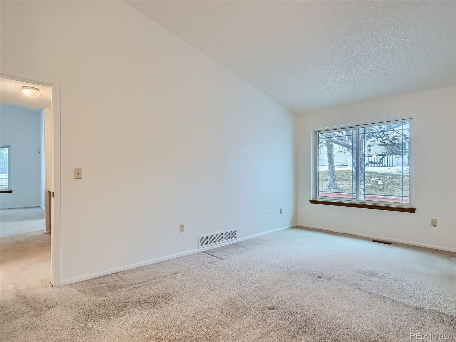 20 Sutherland Court Highlands Ranch, CO 80130 - Photo 13 of 44 Gallery Image 13