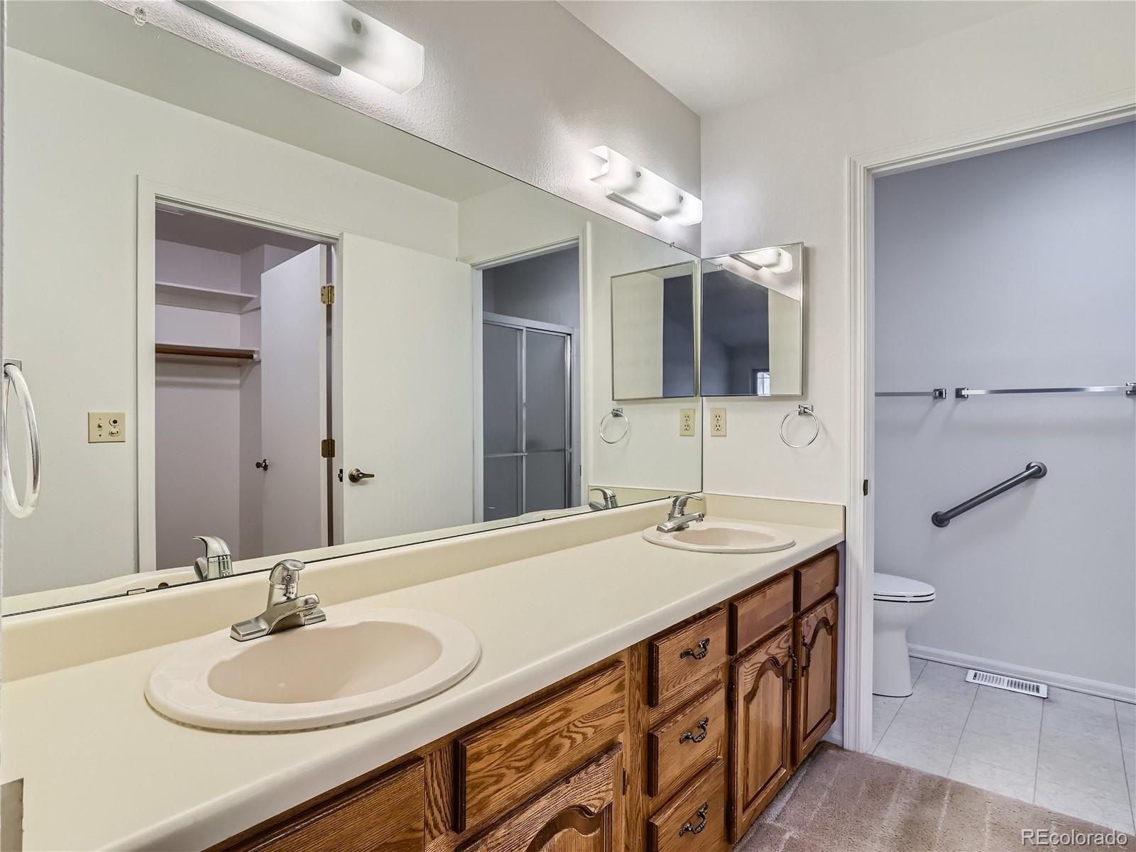 20 Sutherland Court Highlands Ranch, CO 80130 - Photo 16 of 44 Gallery Image 16