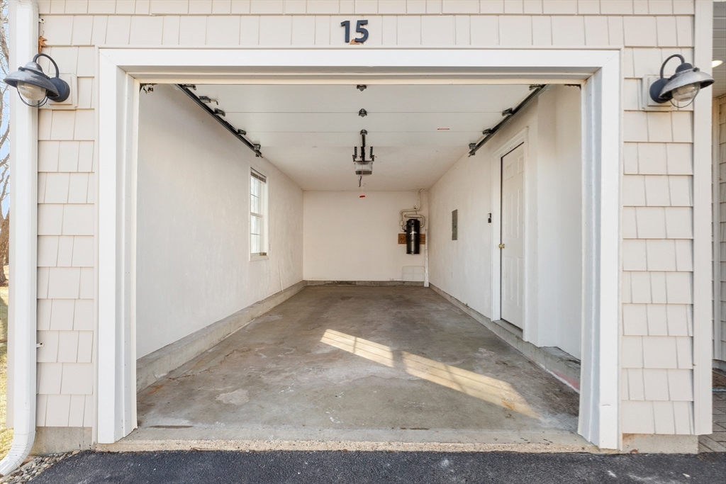 188 Beach Road, Unit 15 Salisbury, MA 01952 - Photo 24 of 39 a view of a garage