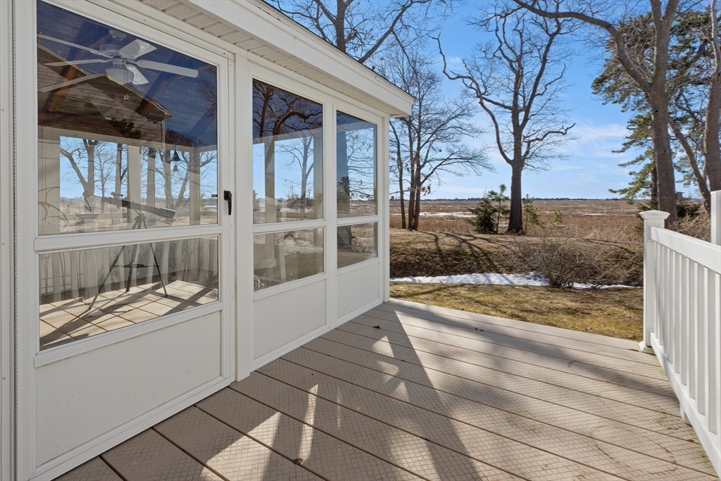 188 Beach Road, Unit 15 Salisbury, MA 01952 - Photo 4 of 39 a view of a house with a tree