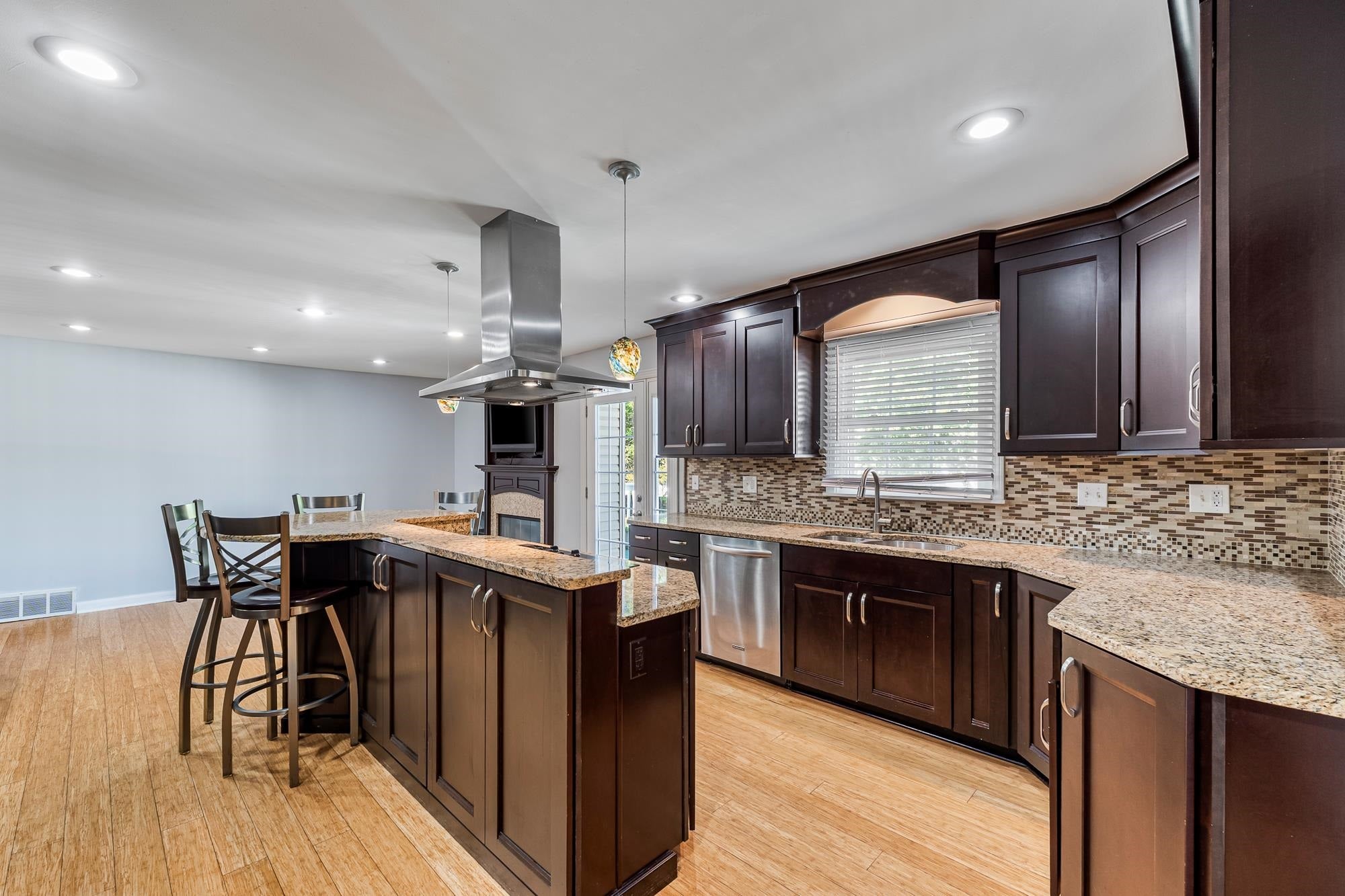 8 Congressional Way Huntington, WV 25705 - Photo 9 of 32 Gallery Image 9