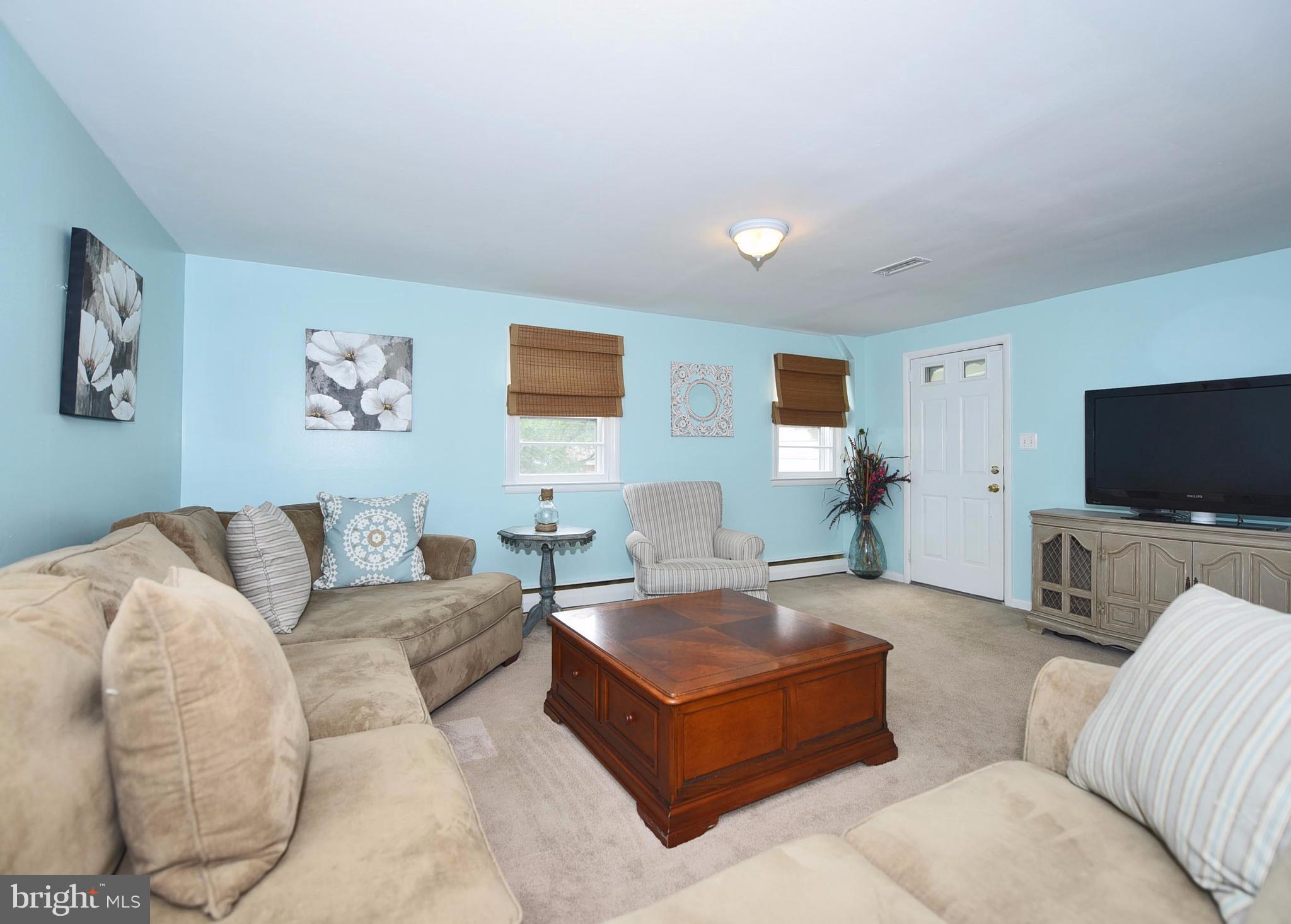 607 Seabrook Road Towson, MD 21286 - Photo 20 of 30 Family Room