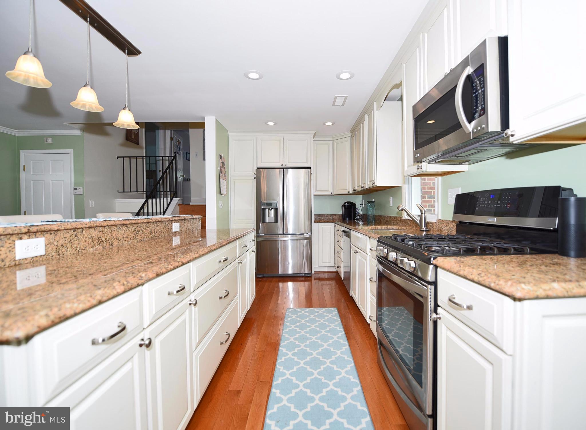 607 Seabrook Road Towson, MD 21286 - Photo 8 of 30 Renovated with granite tops+