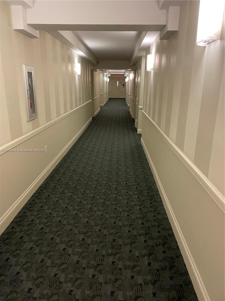 1900 Sunset Harbour Drive, Unit 1209 Miami Beach, FL 33139 - Photo 3 of 35 a view of gallery