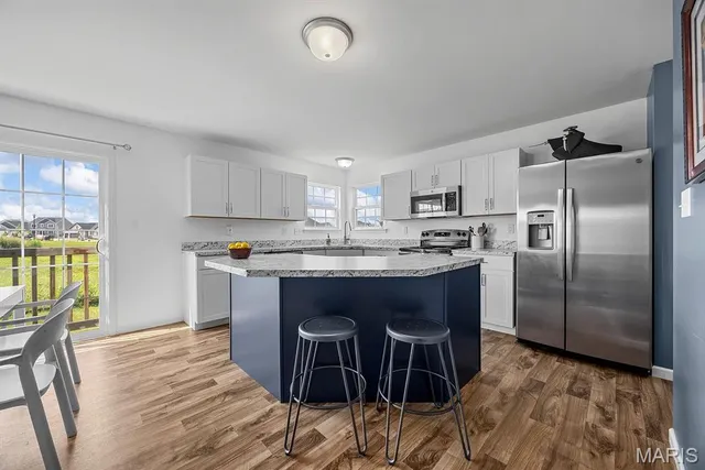 $2,900 | 420 Westhaven View Court, Wentzville, MO 63385