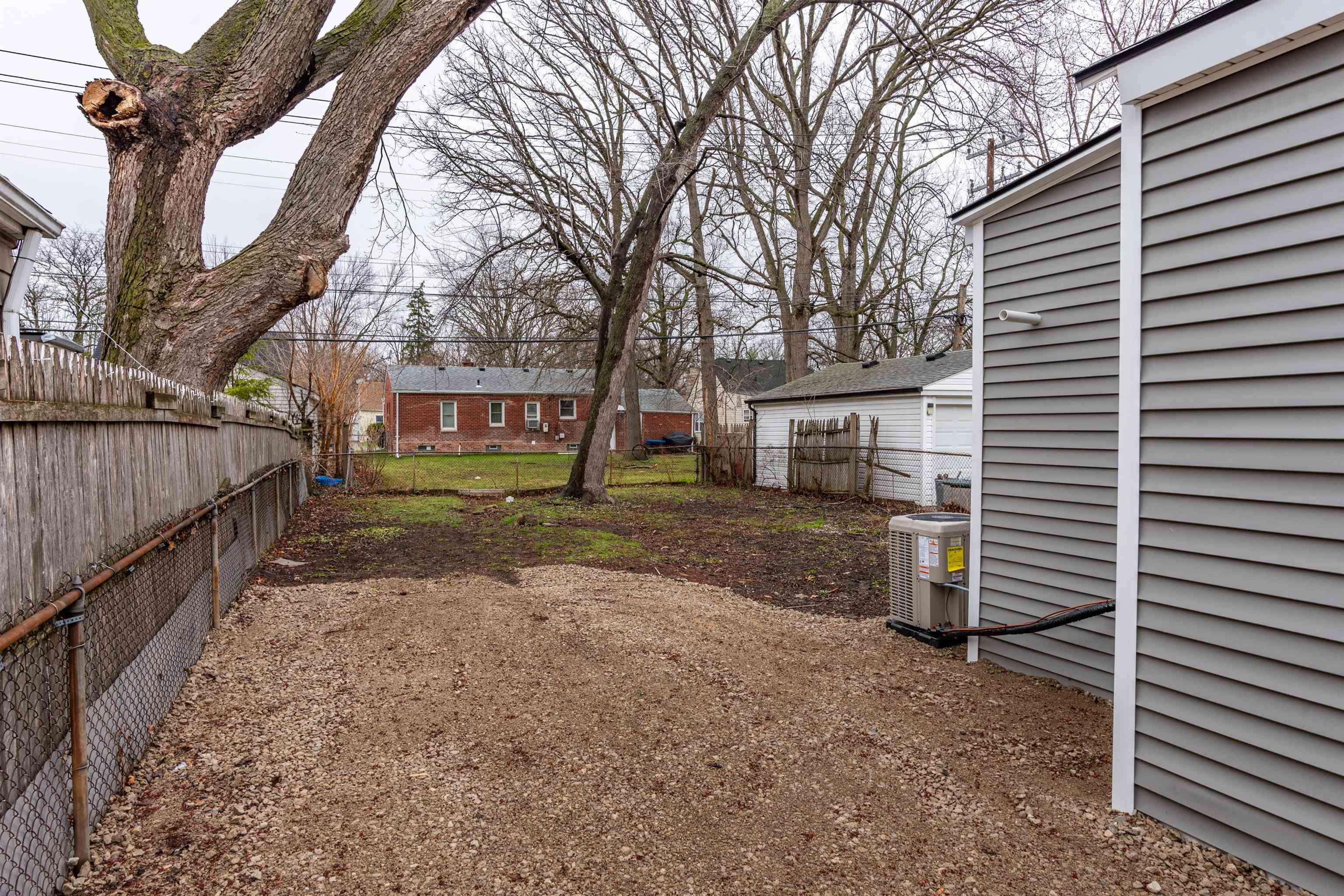 20925 Ridgemont Road Harper Woods, MI 48225 - Photo 2 of 18